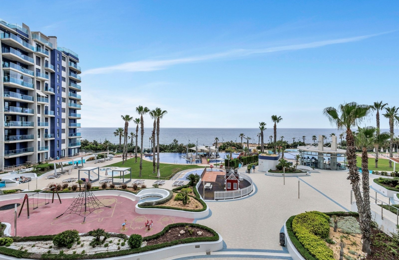 Resale - Apartment / flat - Torrevieja - Punta prima