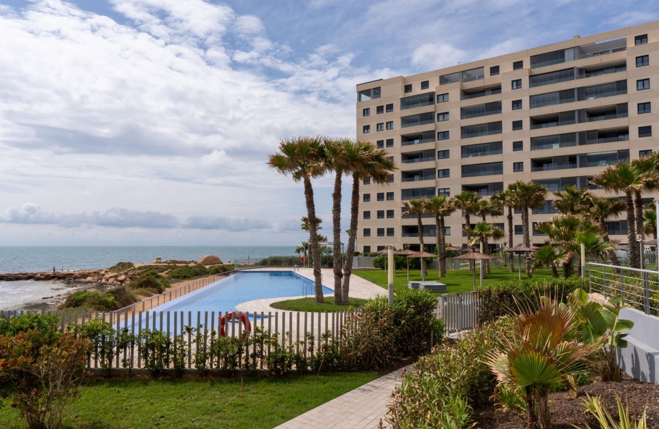Resale - Apartment / flat - Torrevieja - Punta prima