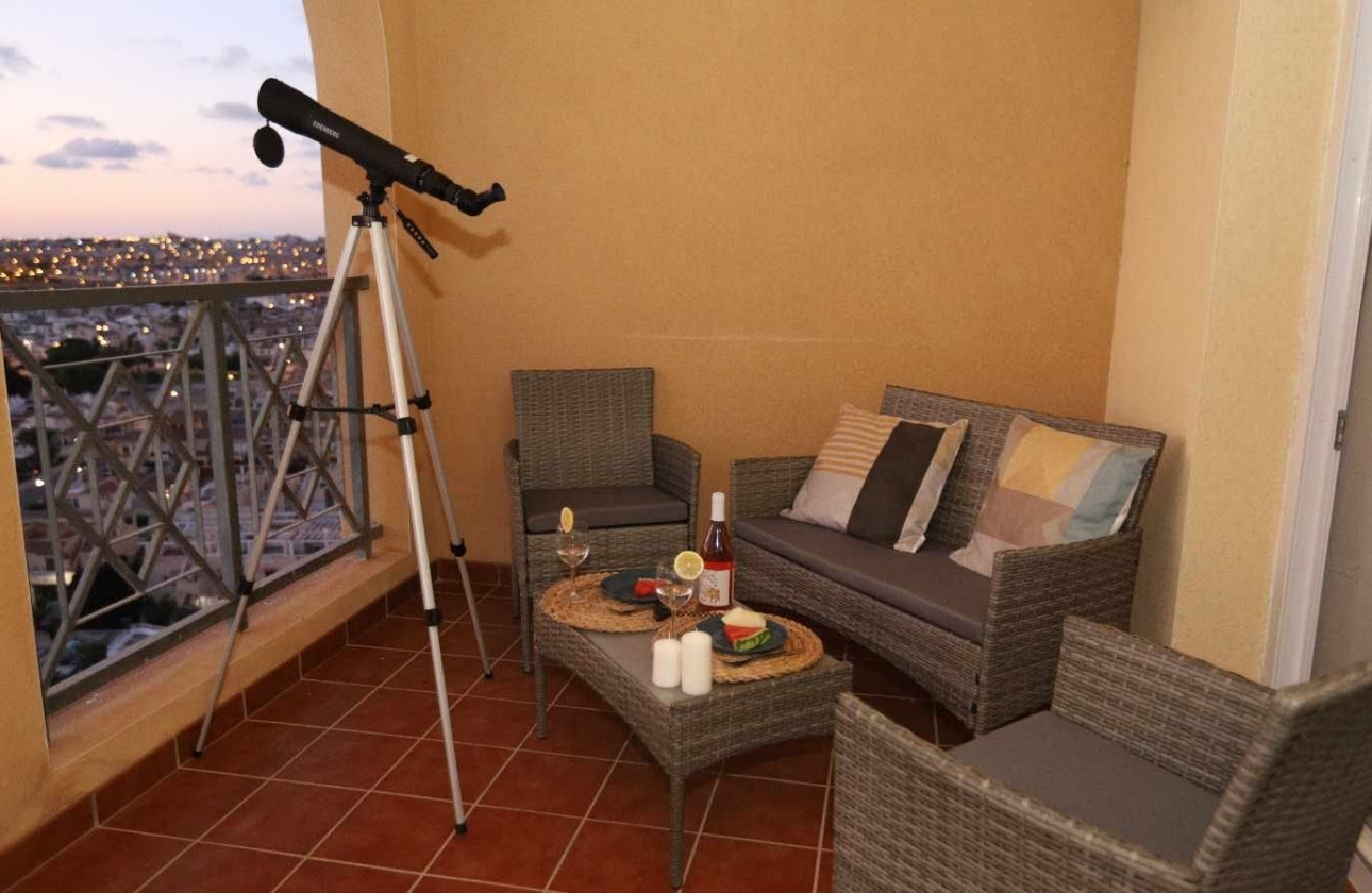 Resale - Apartment / flat - Torrevieja - Torrevieja - Playa de los Locos