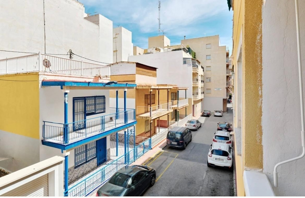 Resale - Apartment / flat - Torrevieja - Torrevieja - Playa del Cura