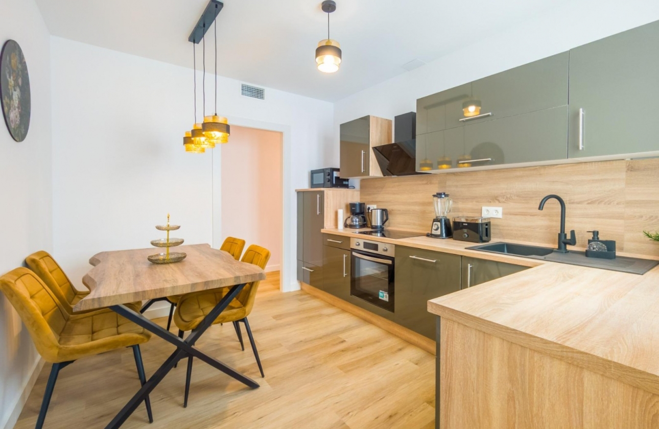 Resale - Apartment / flat - Torrevieja - Torrevieja - Playa del Cura