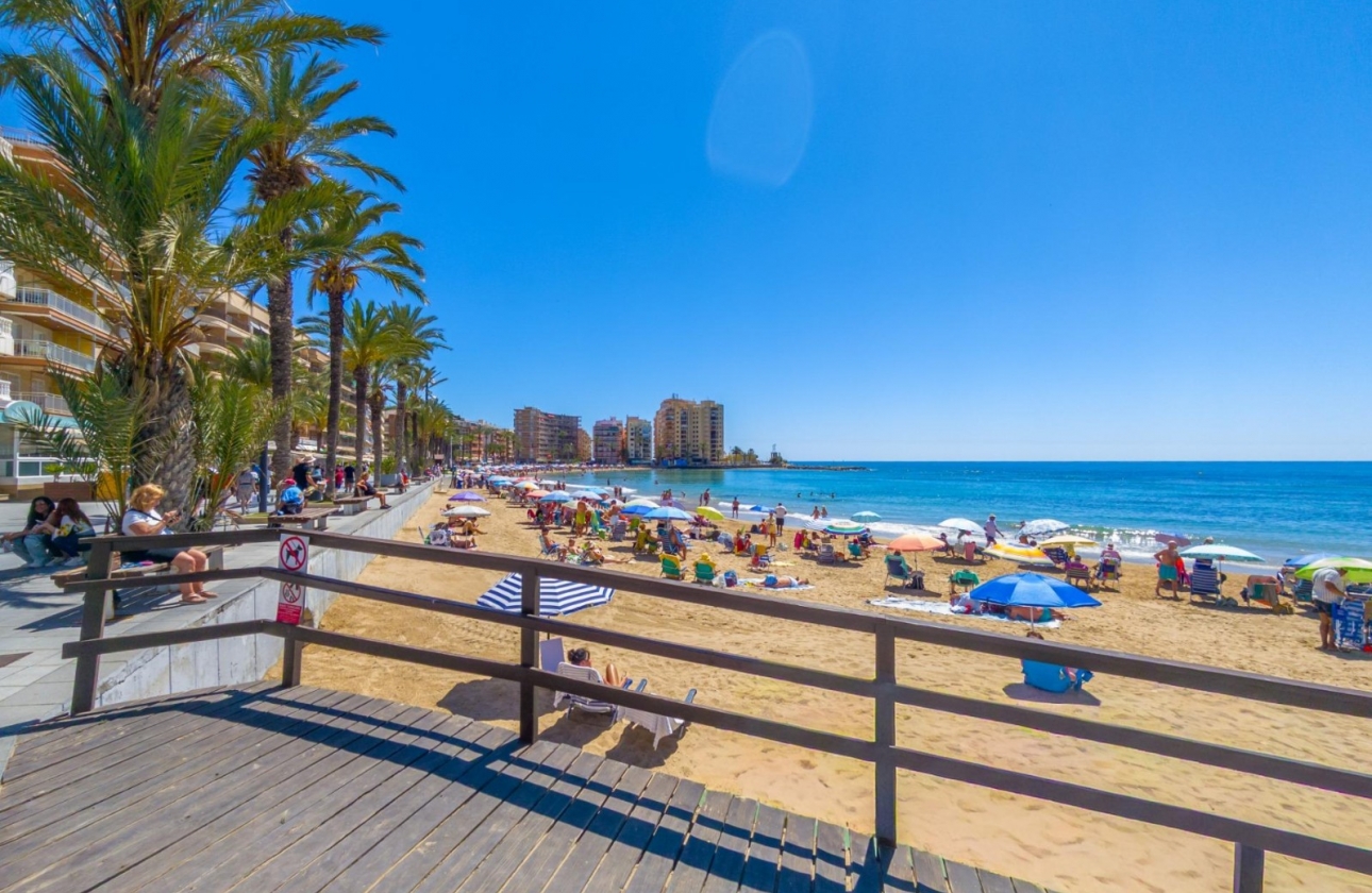 Resale - Apartment / flat - Torrevieja - Torrevieja - Playa del Cura