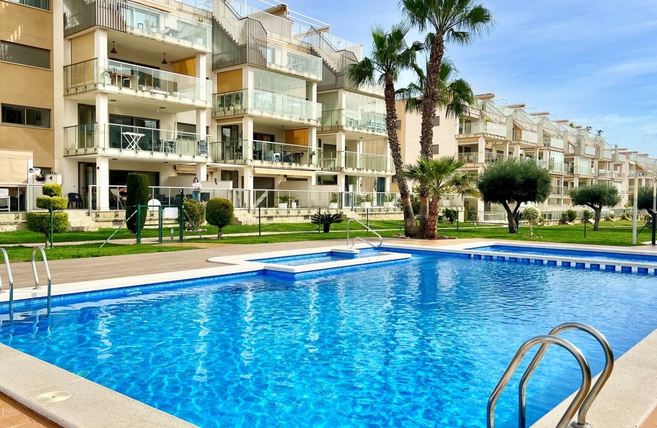 Resale - Apartment / flat - Villamartin