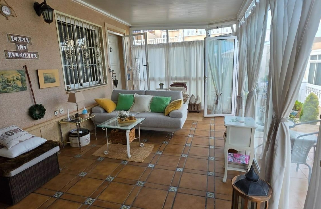 Resale - Bungalow - Orihuela Costa - Playa Flamenca