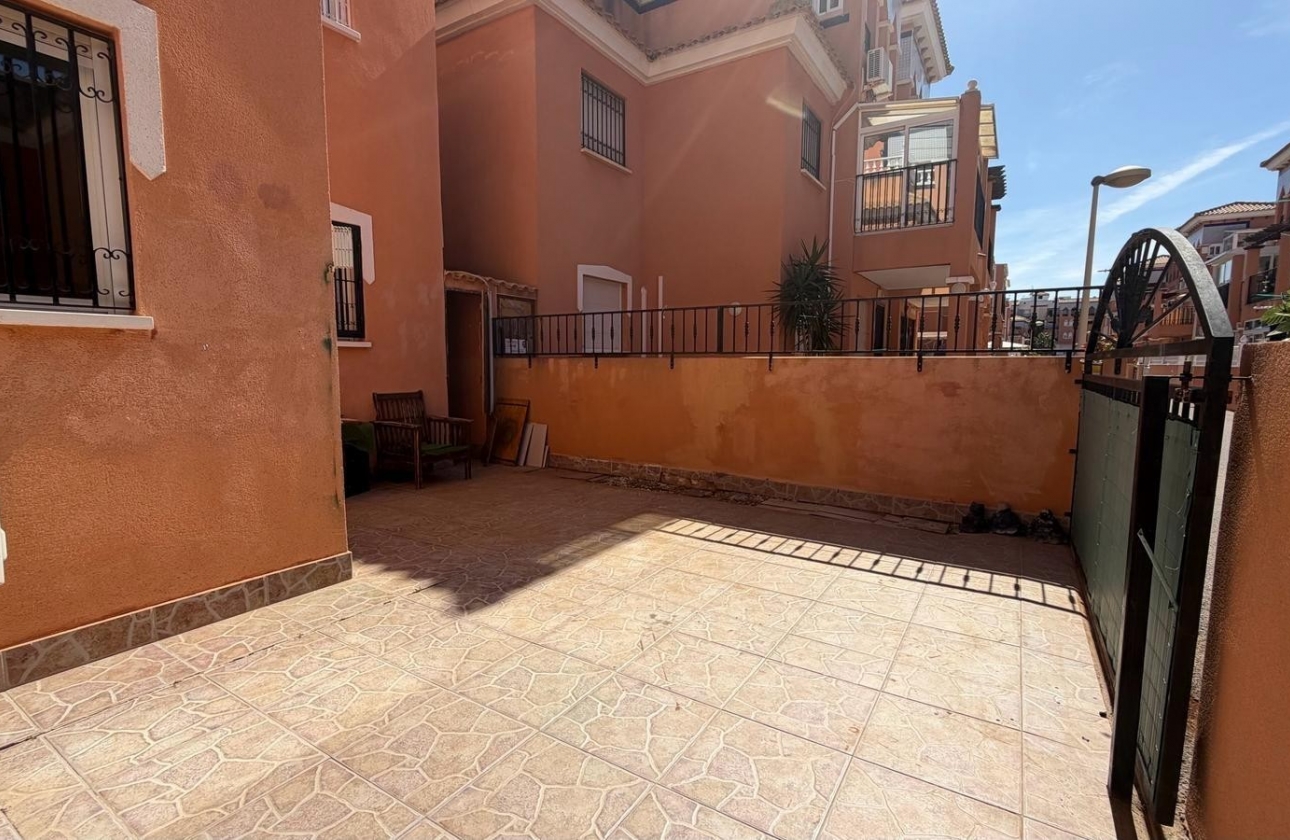 Resale - Bungalow - Orihuela Costa - Playa Flamenca