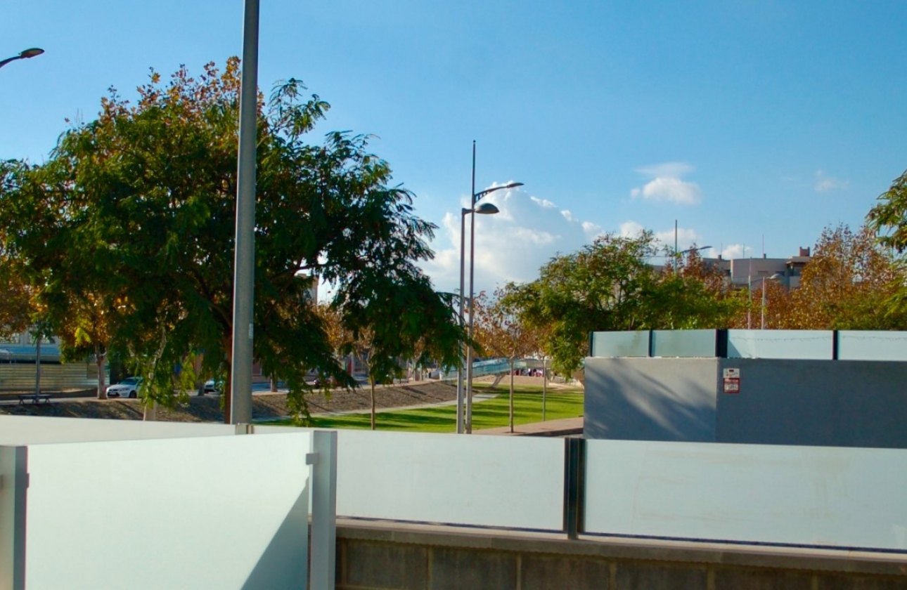 Resale - Bungalow - Pilar de la Horadada - TORRE DE LA HORADADA