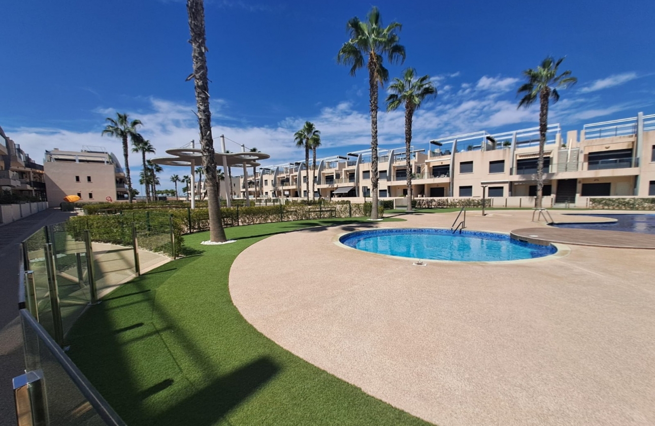 Resale - Bungalow - Pilar de la Horadada