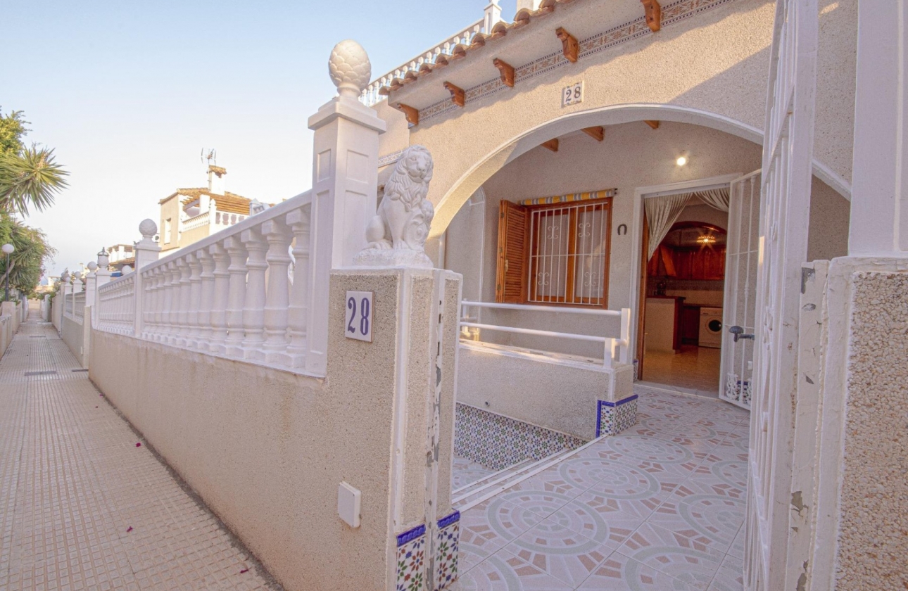 Resale - Bungalow - Torrevieja - Los Balcones - Los Altos del Edén