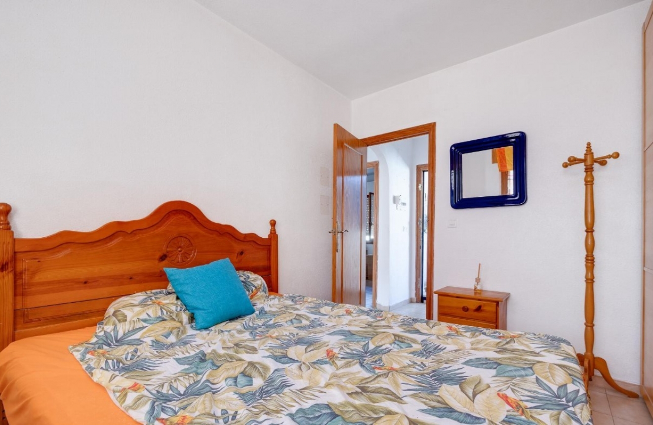 Resale - Bungalow - Torrevieja - playa de los naufragos