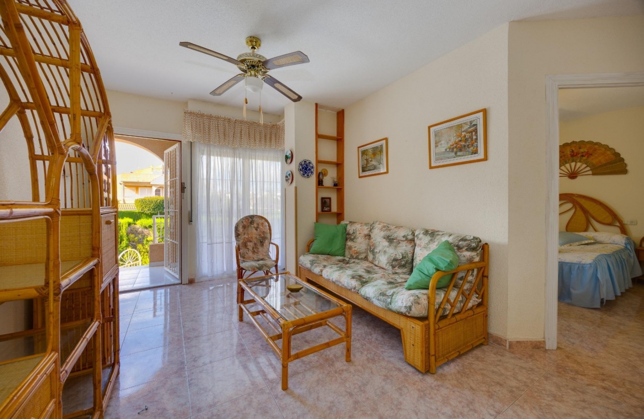 Resale - Bungalow - Torrevieja - Torreblanca