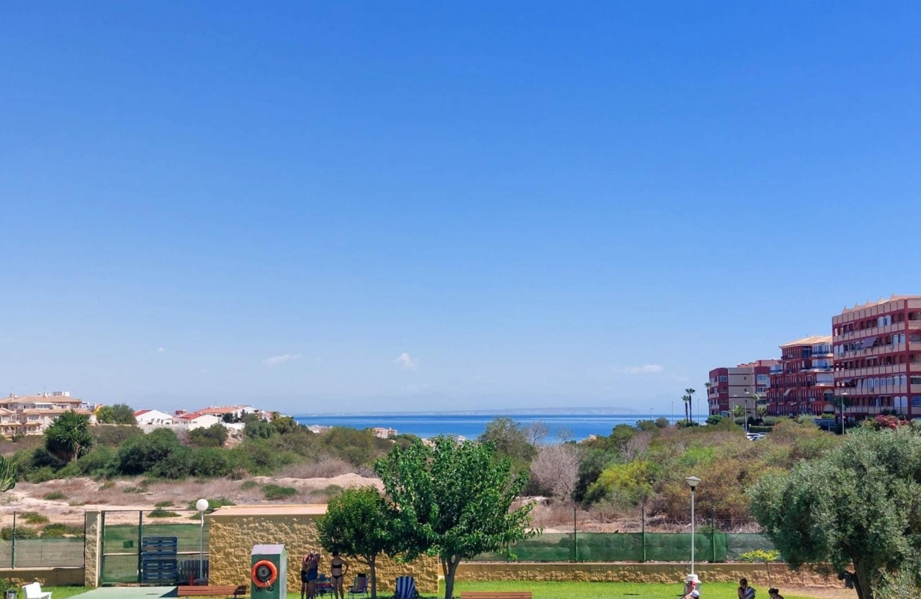 Resale - Bungalow - Torrevieja - Torrelamata - La Mata