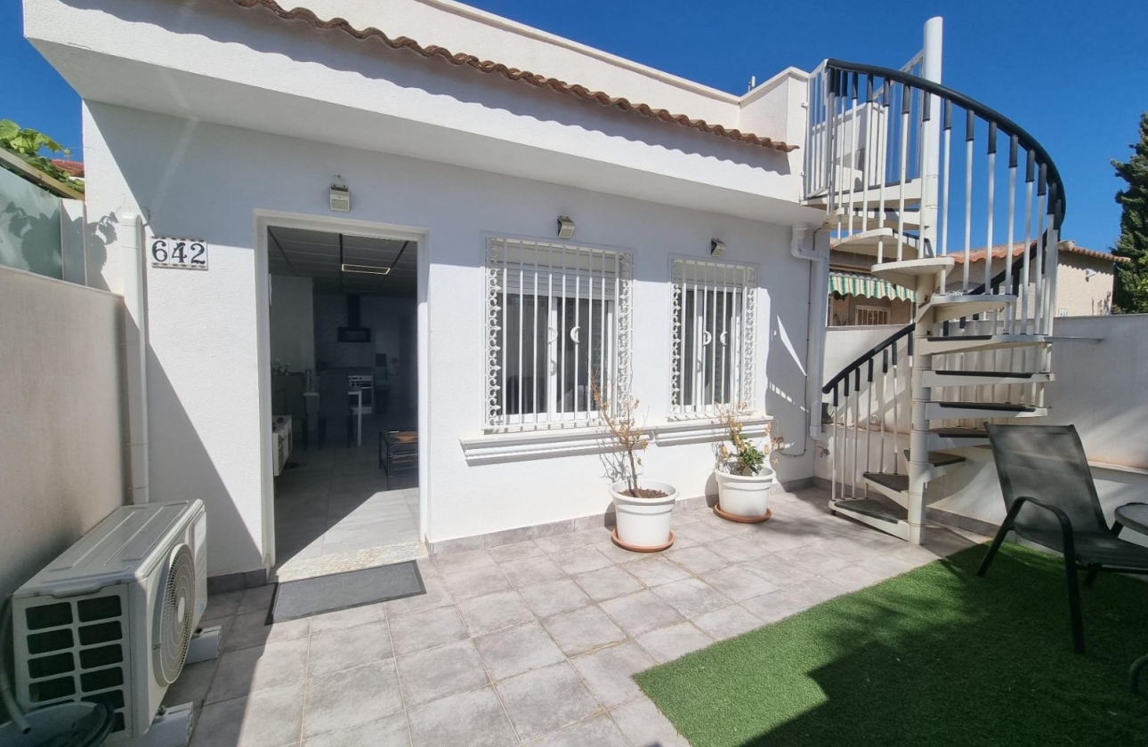 Resale - Bungalow - Torrevieja - TORRETAS