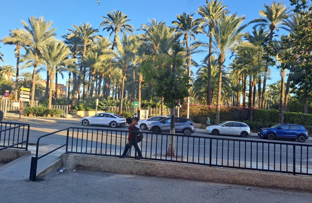 Resale - Commercial - Santa Pola