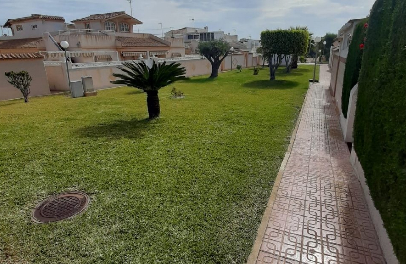 Resale - Duplex - Orihuela Costa - Los Altos