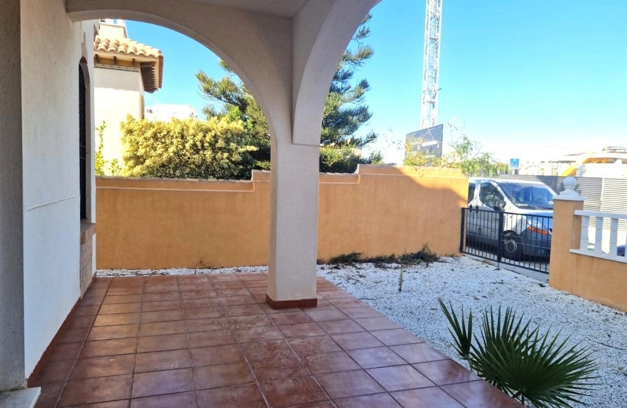 Resale - Duplex - Orihuela Costa - Villamartín