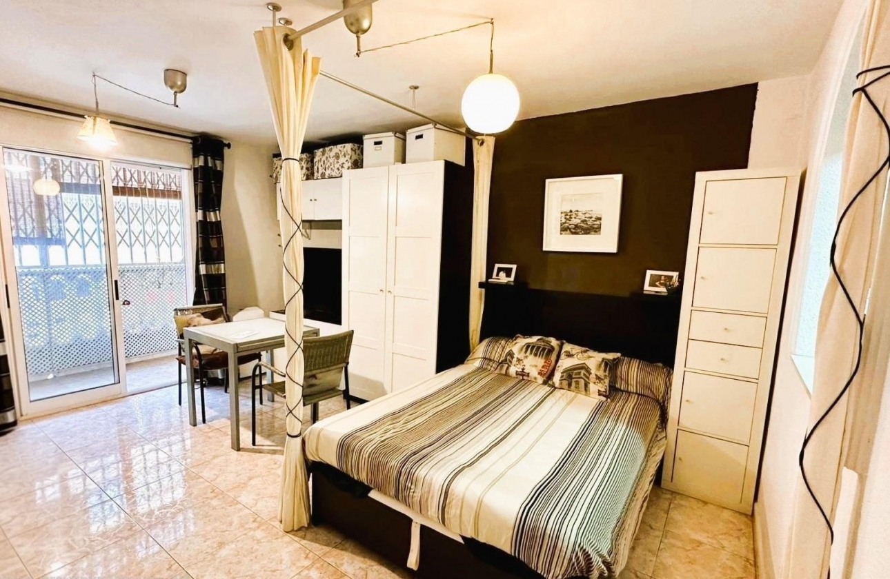Resale - Estudio - Torrevieja - Torrevieja - Playa del Cura