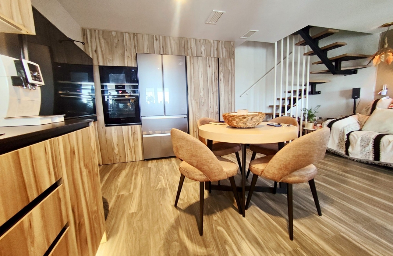 Resale - House - Santa Pola