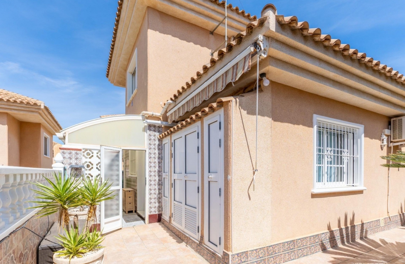 Resale - House - Torrevieja - Los Balcones - Los Altos del Edén