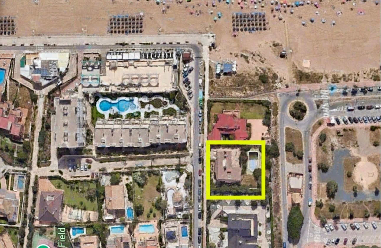 Resale - Plot / Land - Torrevieja - Torre la mata