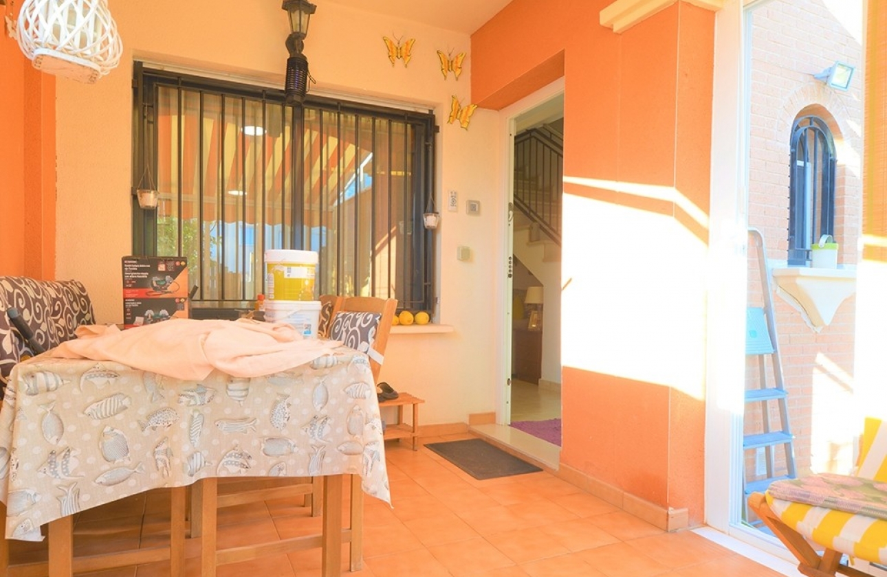 Resale - town house - Orihuela Costa - Playa Flamenca