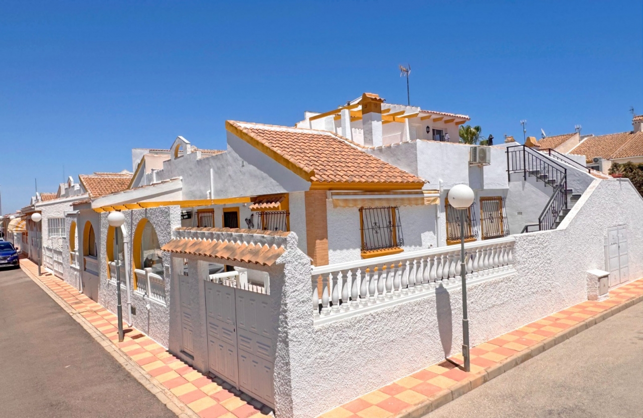 Resale - Townhouse - Guardamar del Segura - Urbanizaciones