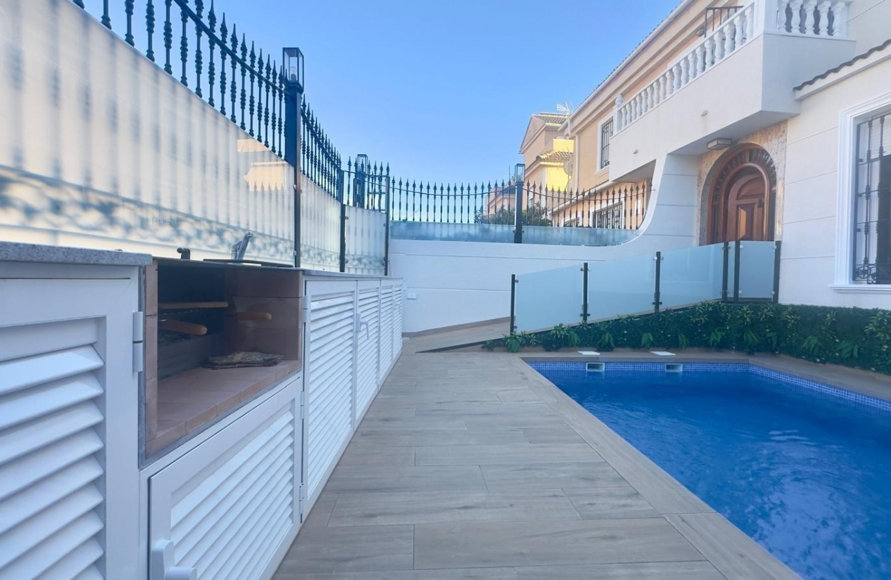 Resale - Townhouse - Orihuela Costa - La Zenia