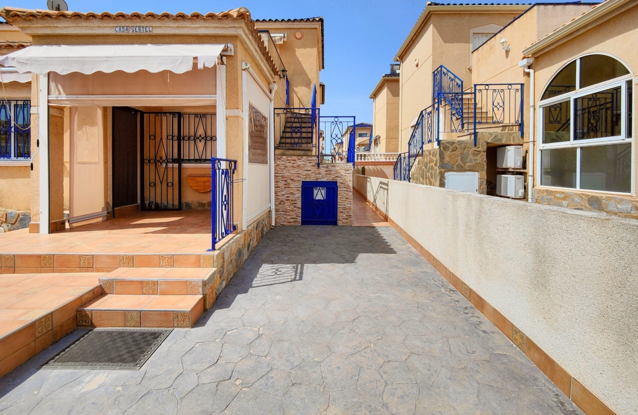 Resale - Townhouse - Orihuela Costa - Punta Prima