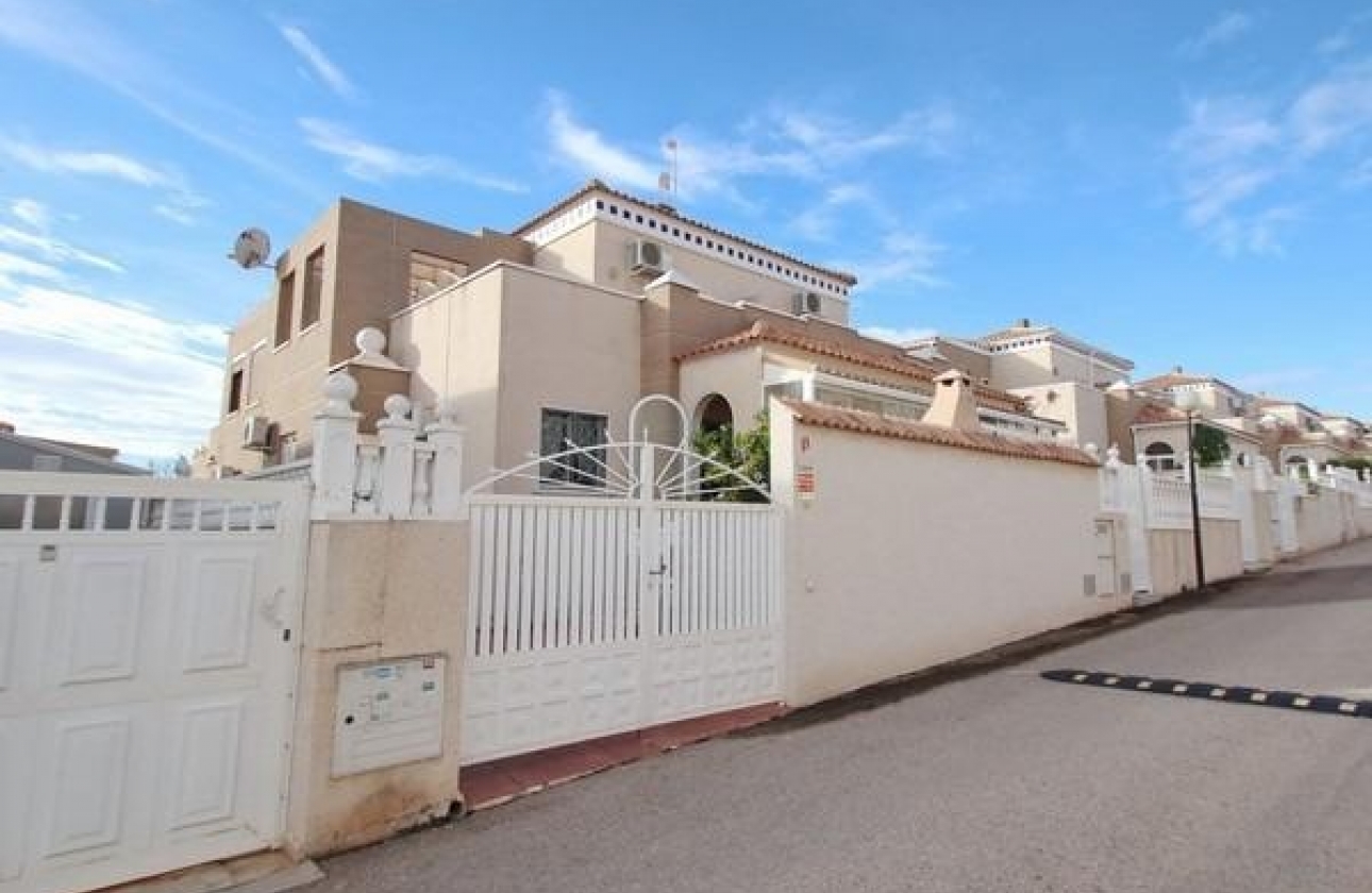 Resale - Townhouse - Torrevieja - Nueva Torrevieja - Aguas Nuevas