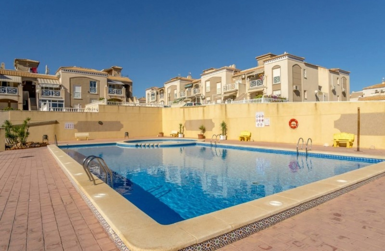 Resale - Townhouse - Torrevieja - Nueva Torrevieja - Aguas Nuevas