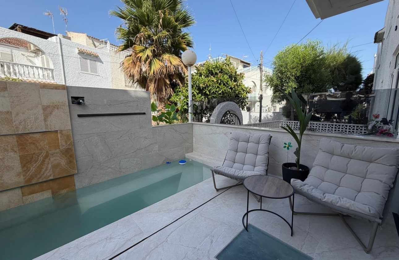 Resale - Townhouse - Torrevieja - PLAYA LOS LOCOS