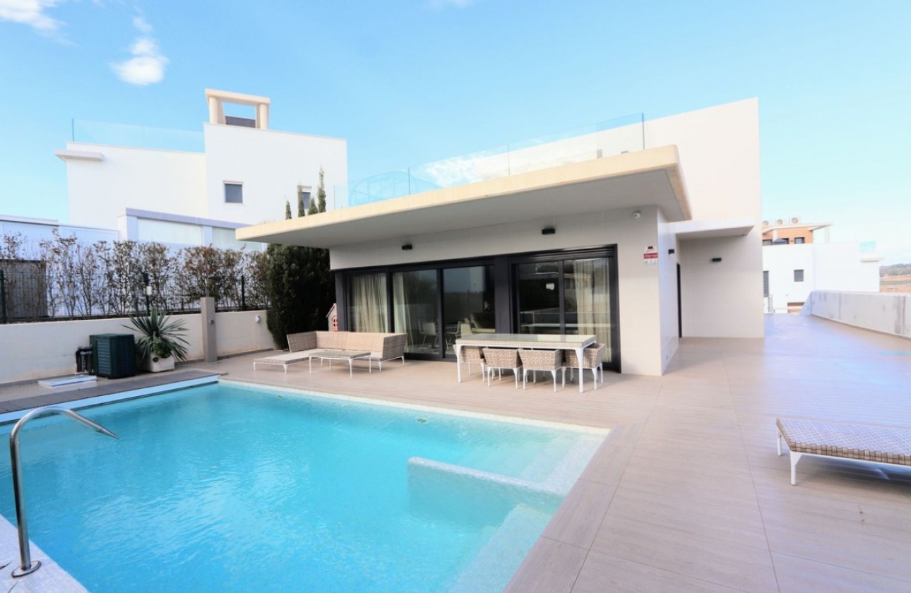 Resale - Villa - Orihuela Costa - Cabo Roig
