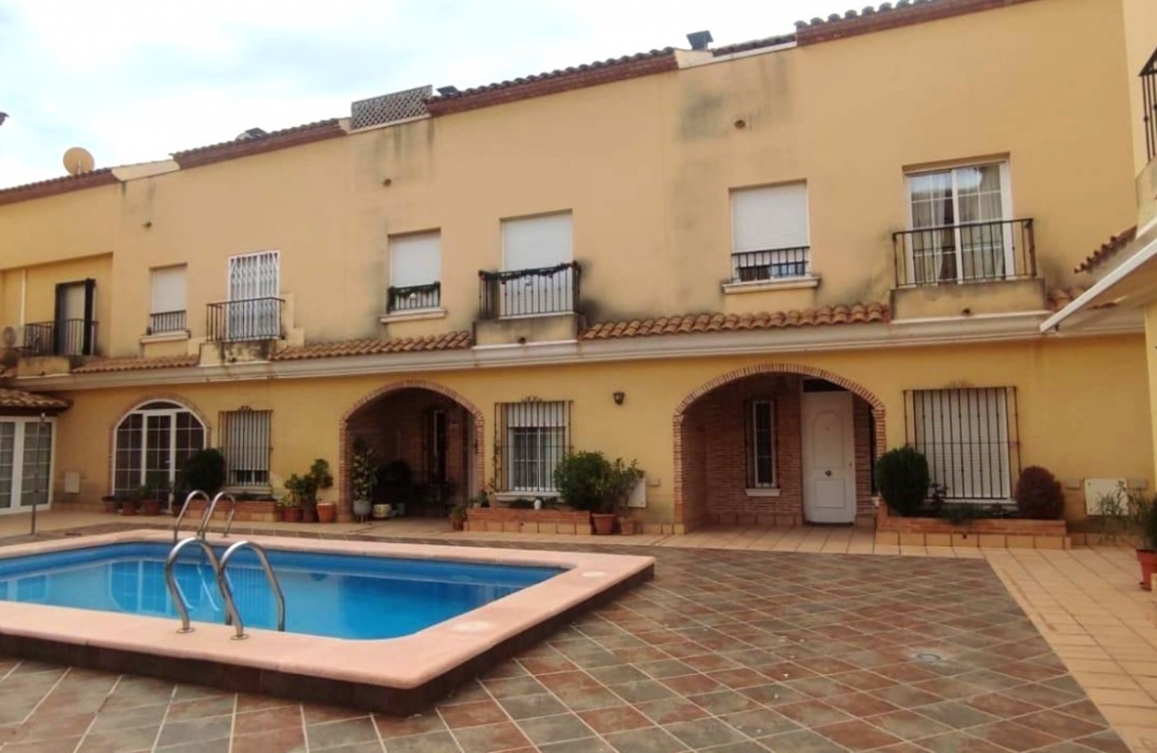 Reventa - Adosado - Santa Pola