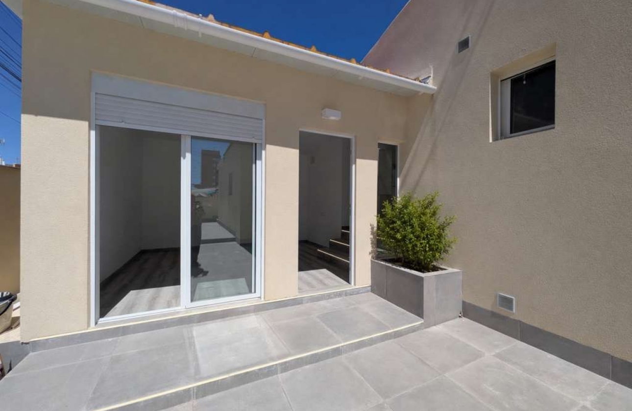 Reventa - Adosado - Torrevieja - Nueva Torrevieja - Aguas Nuevas