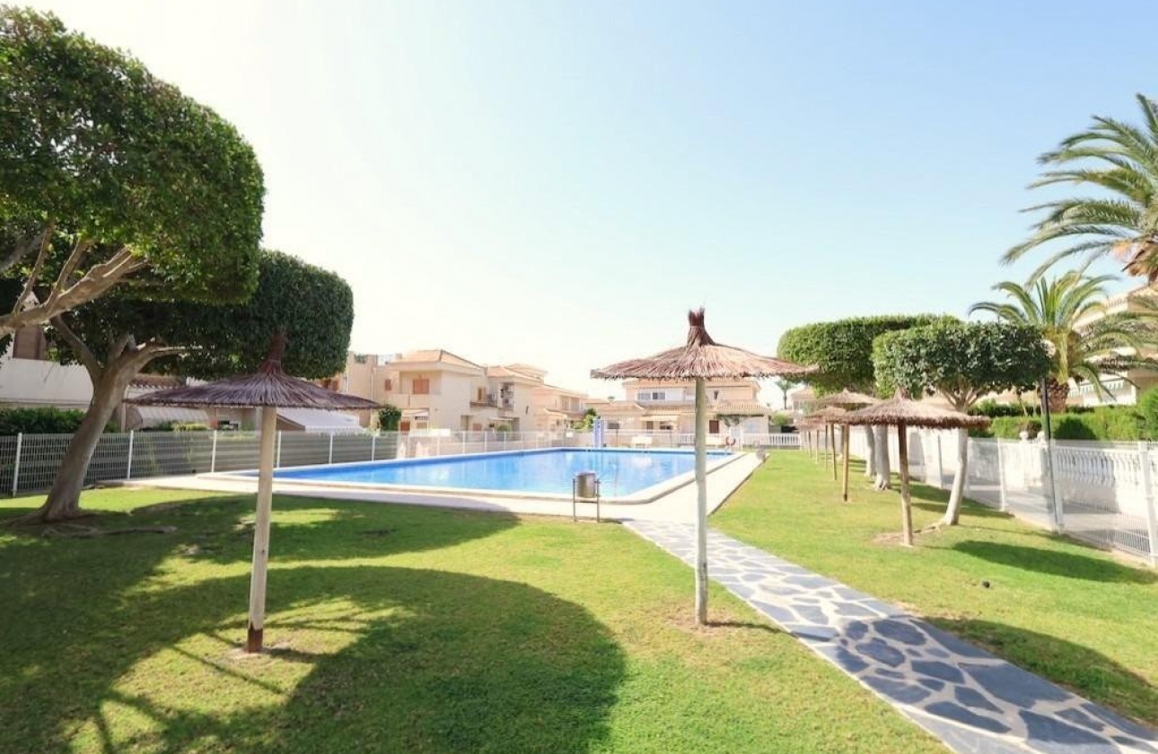 Reventa - Apartamento / piso - Orihuela Costa