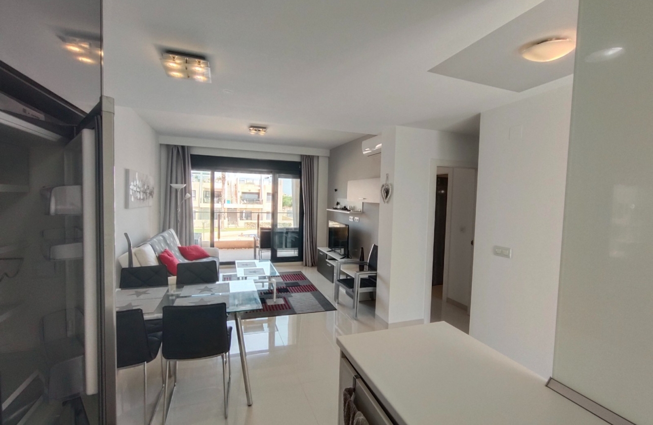 Reventa - Apartamento / piso - Pilar de la Horadada