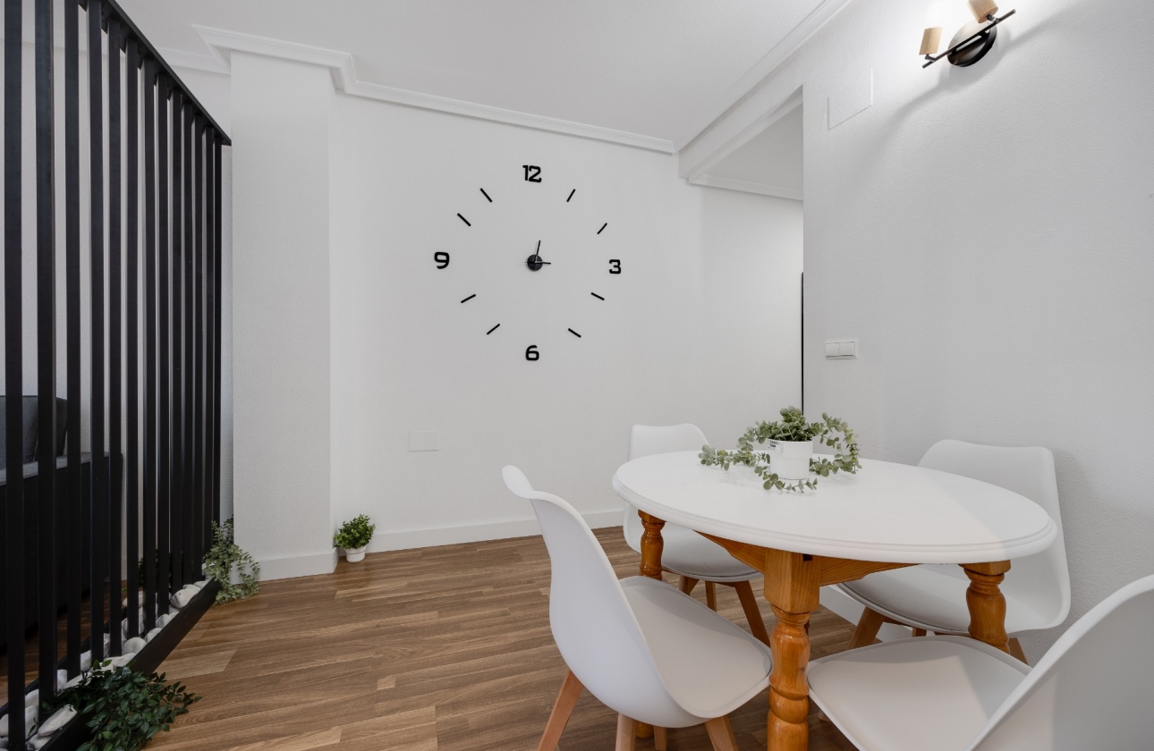 Reventa - Apartamento / piso - Torrevieja - Centro