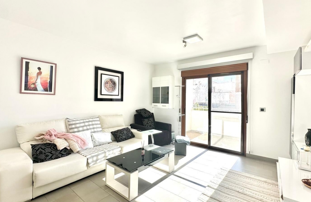 Reventa - Apartamento / piso - Torrevieja - Centro