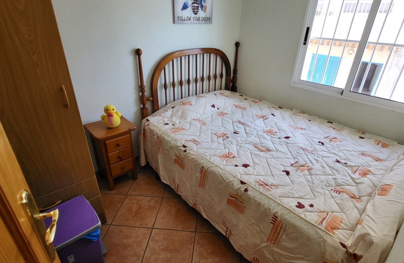 Reventa - Apartamento / piso - Torrevieja - El Acequión - Los Náufragos