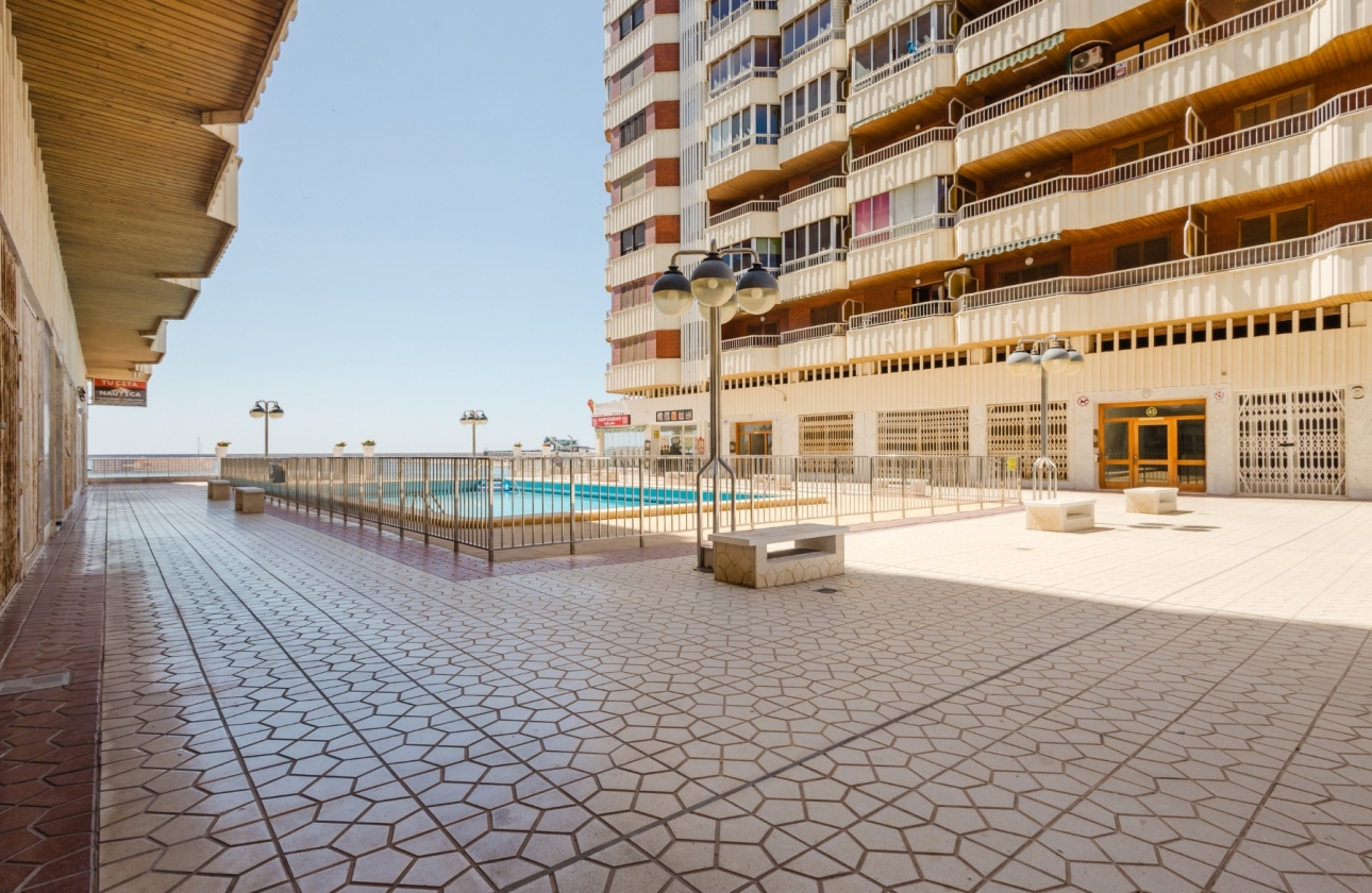 Reventa - Apartamento / piso - Torrevieja - Playa de La Acequion