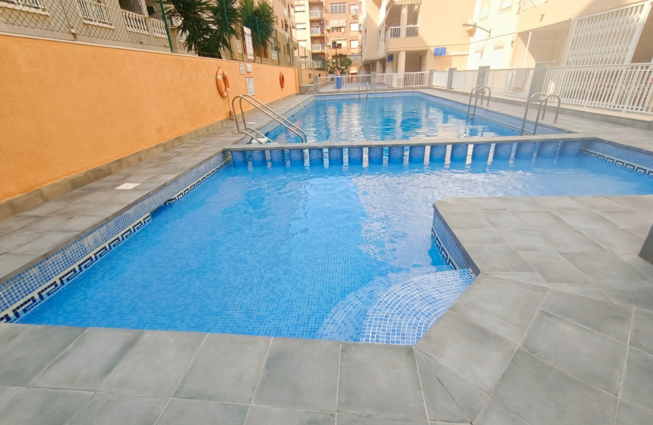 Reventa - Apartamento / piso - Torrevieja - Playa del Acequión