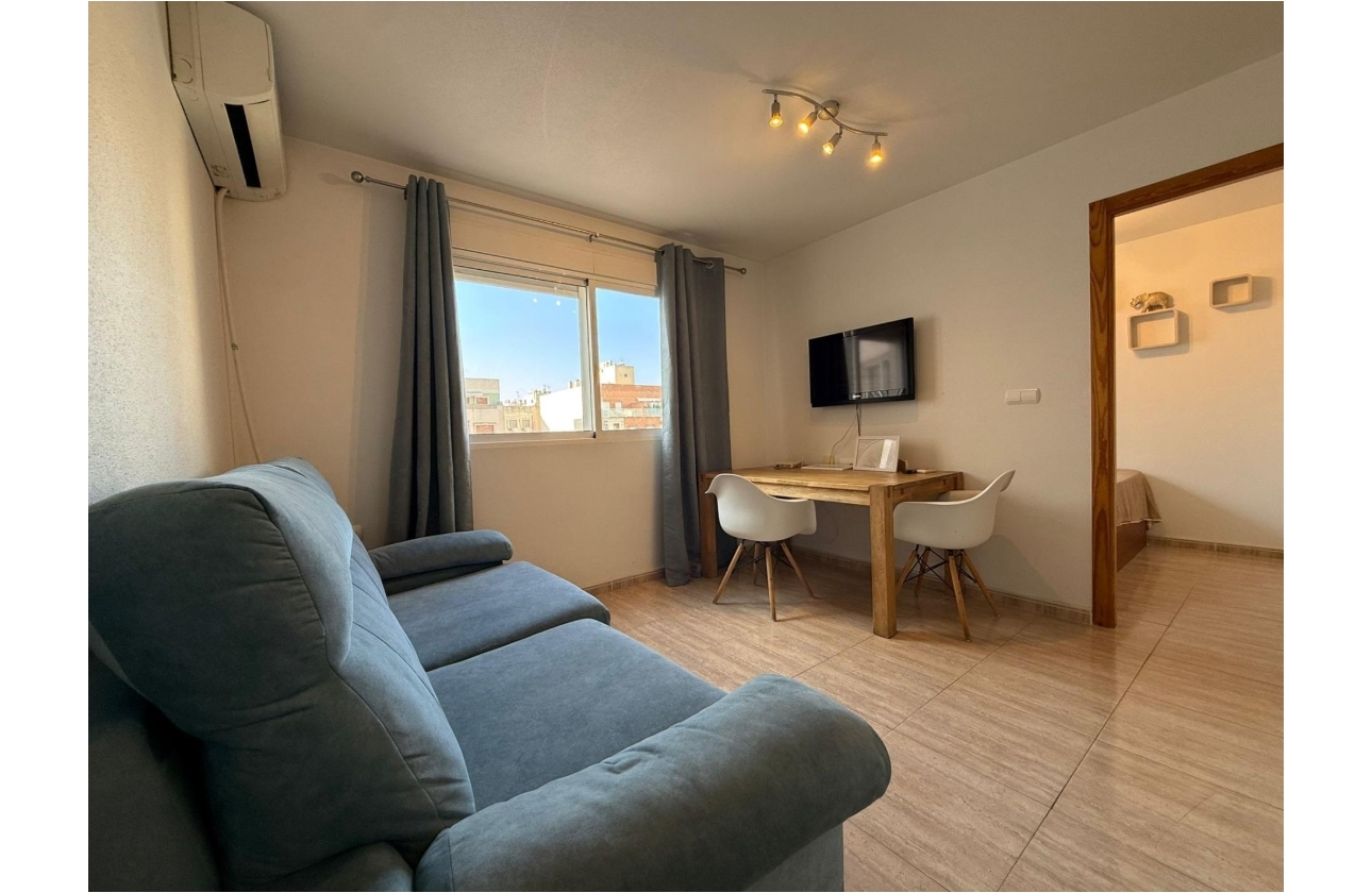 Reventa - Apartamento / piso - Torrevieja - Playa del Acequión
