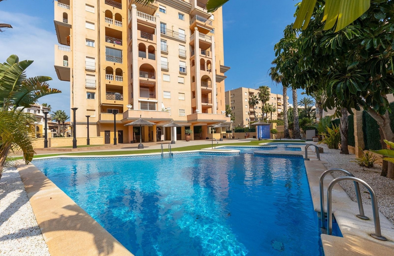 Reventa - Apartamento / piso - Torrevieja - PLAYA LOS LOCOS