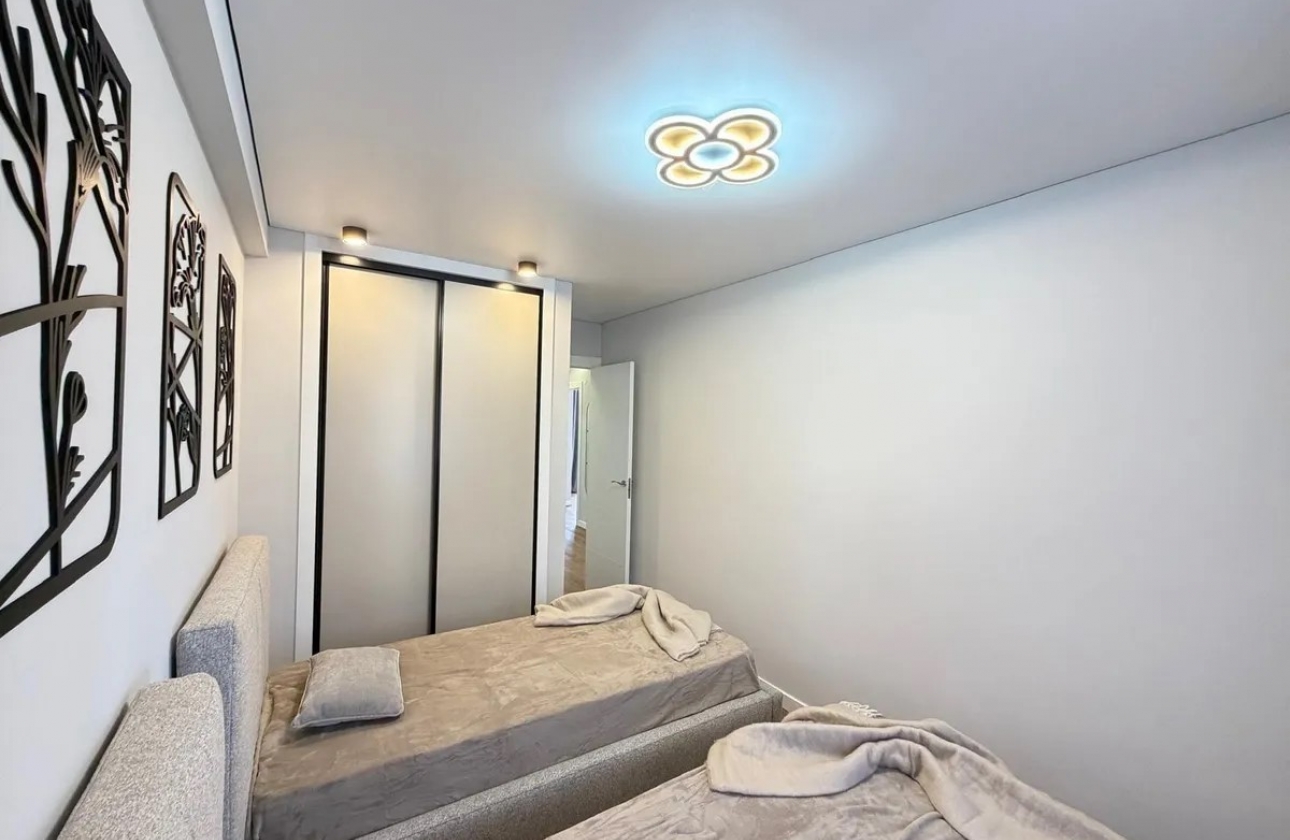 Reventa - Apartamento / piso - Torrevieja - Punta prima