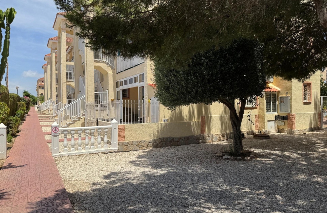 Reventa - Bungalow - Torrevieja - La Siesta - El Salado -  Torreta