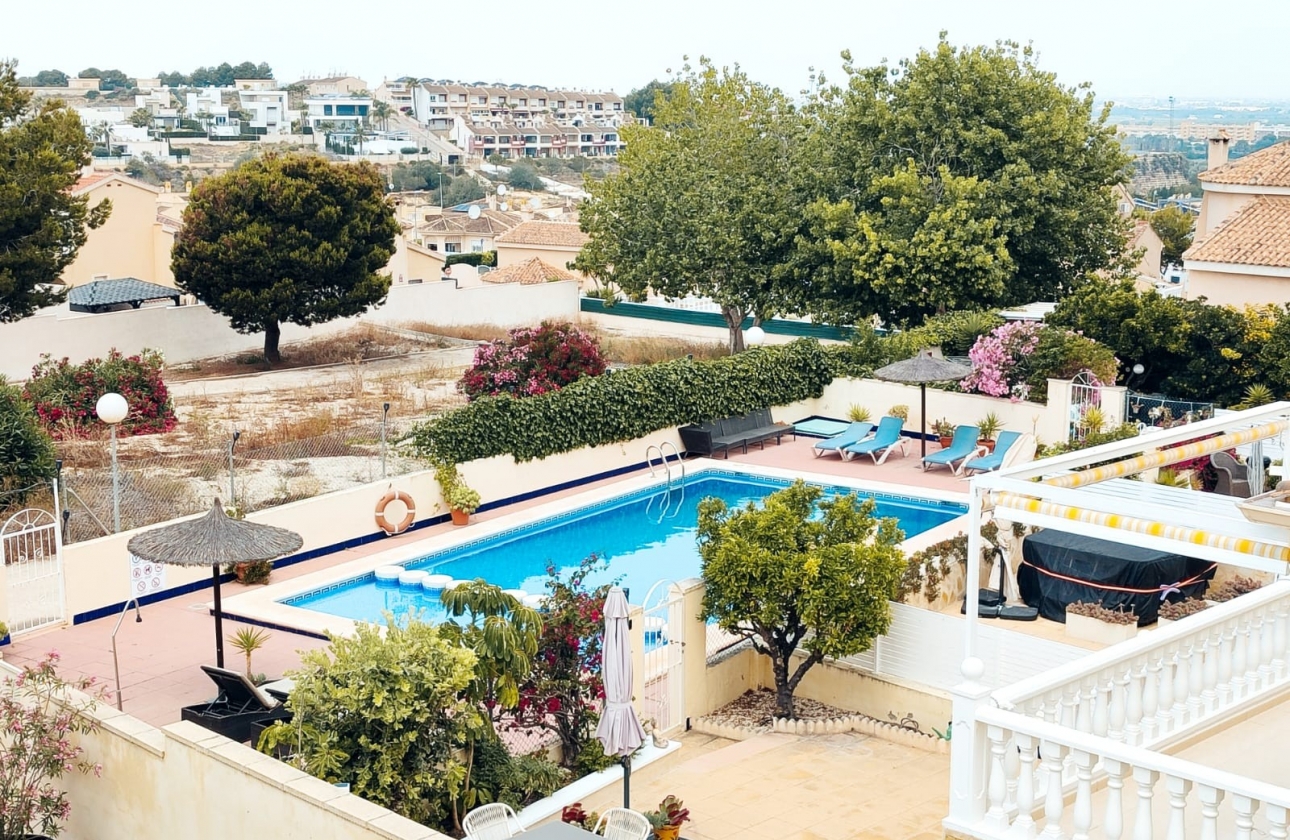 Reventa - Casa Adosada - Benijofar