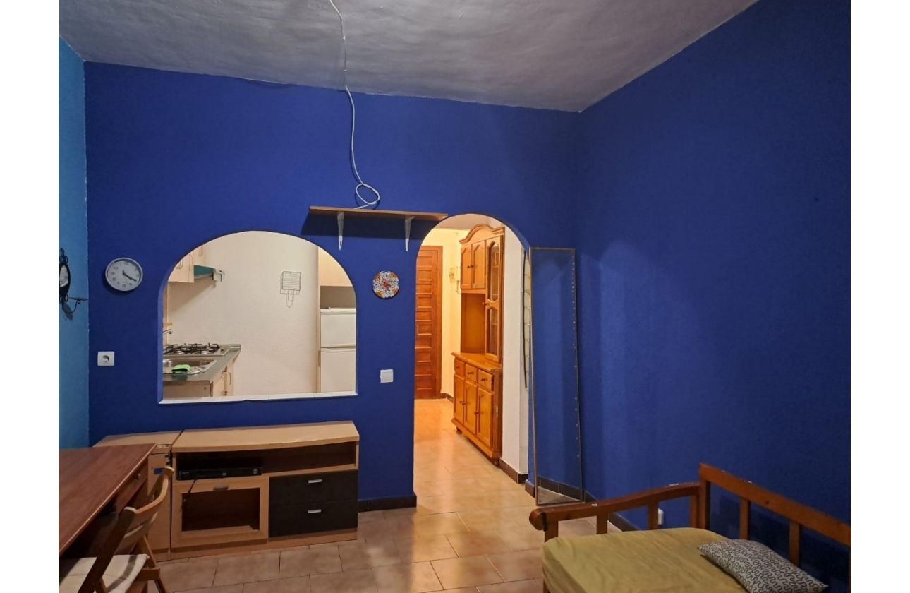 Reventa - Estudio - Torrevieja - Centro