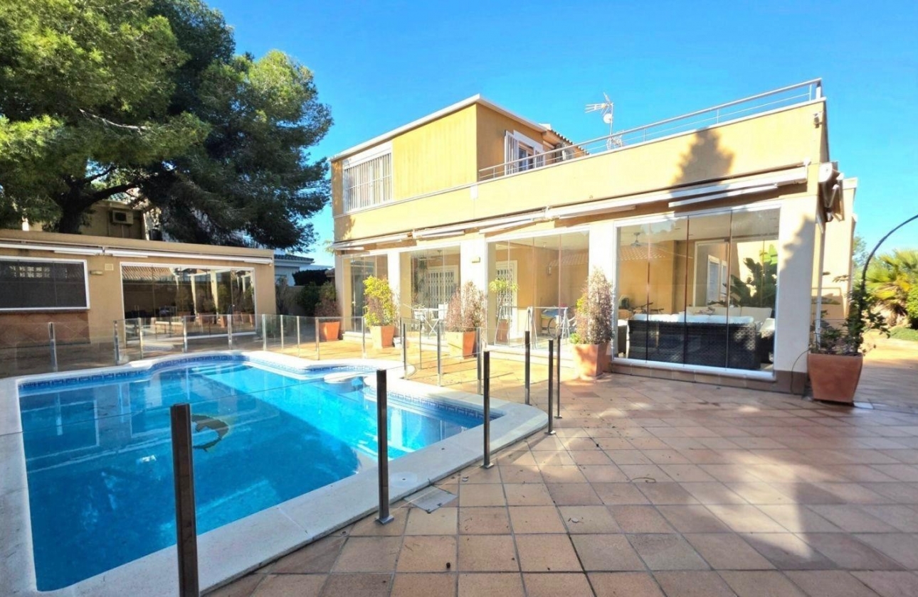 Reventa - Villa - Dehesa De Campoamor