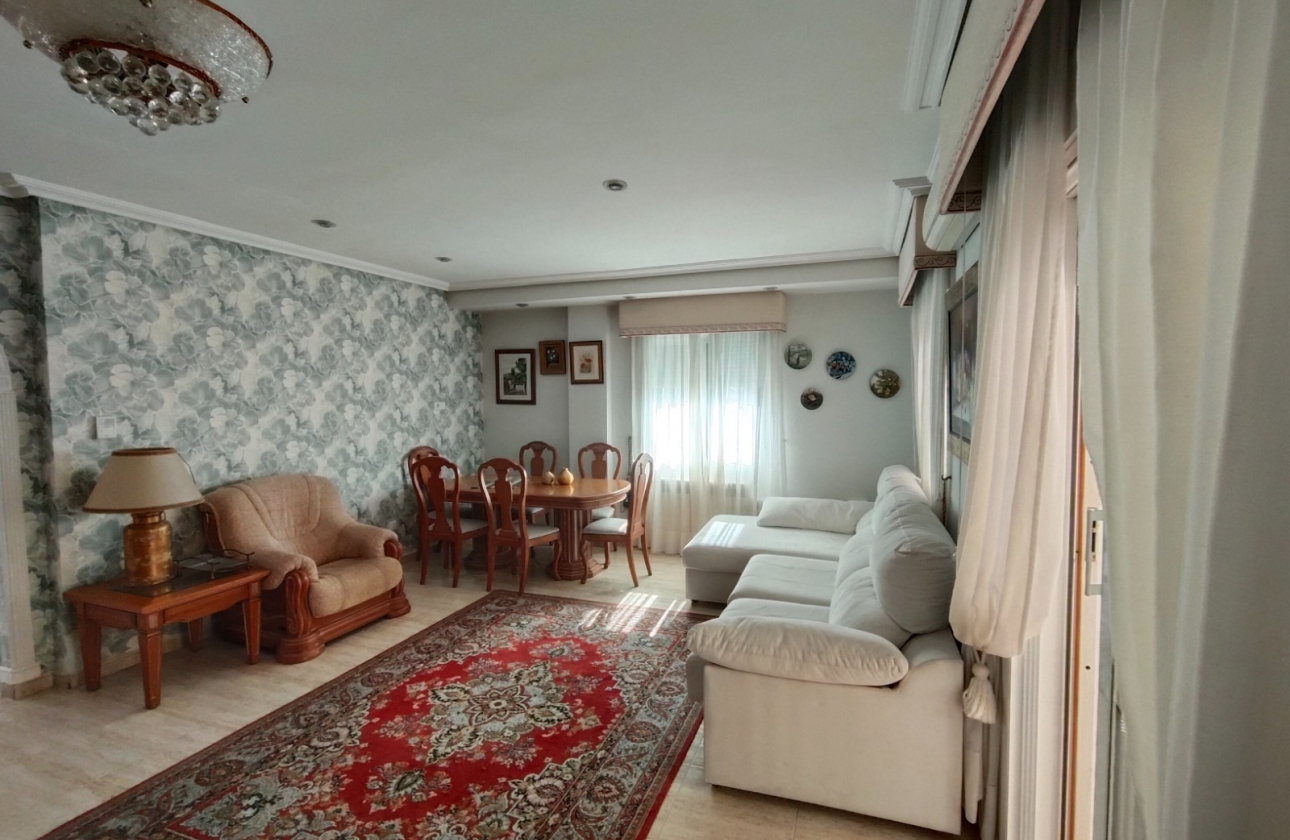 Reventa - Villa - Guardamar del Segura - Urbanizaciones