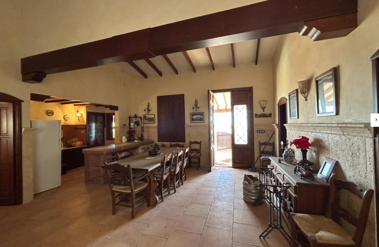 Reventa - Villa - Novelda