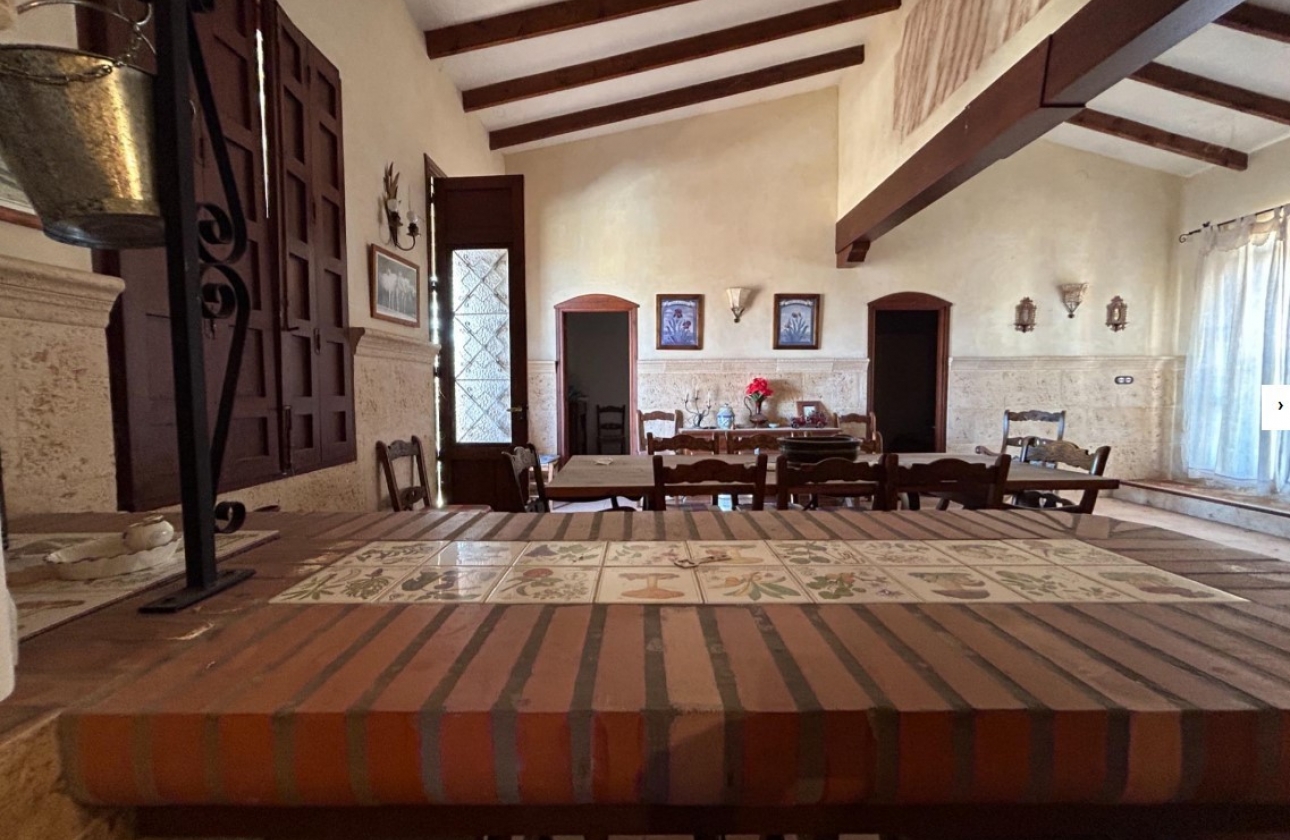 Reventa - Villa - Novelda